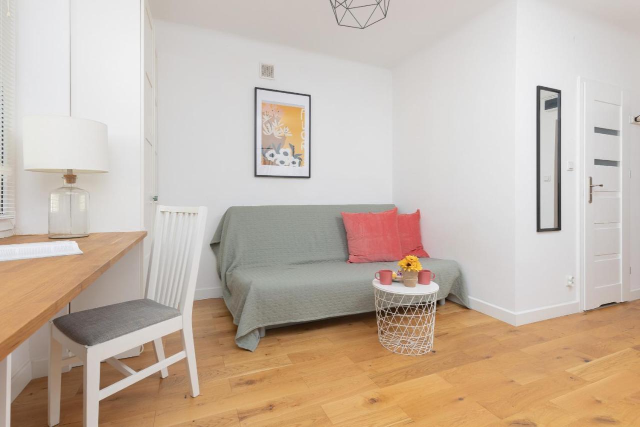 Butas Ligocka Mokotow By Renters Warsaw